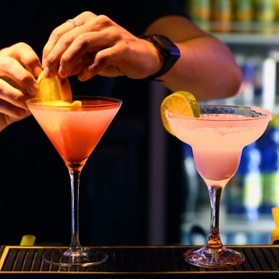 MOBILE BARTENDING
